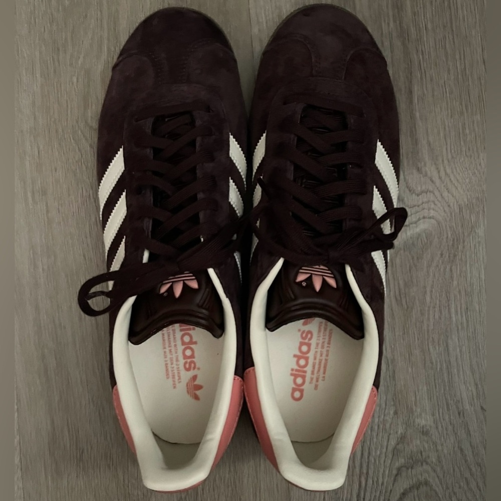 Adidas Gazelle in Shadow Brown - Women’s 10.5 / Men’s 9.5 - Picture 4 of 7